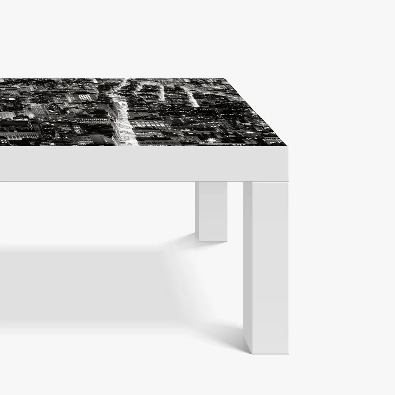 Tischaufkleber und Schreibtischaufkleber monochrome stadtansicht bei nacht