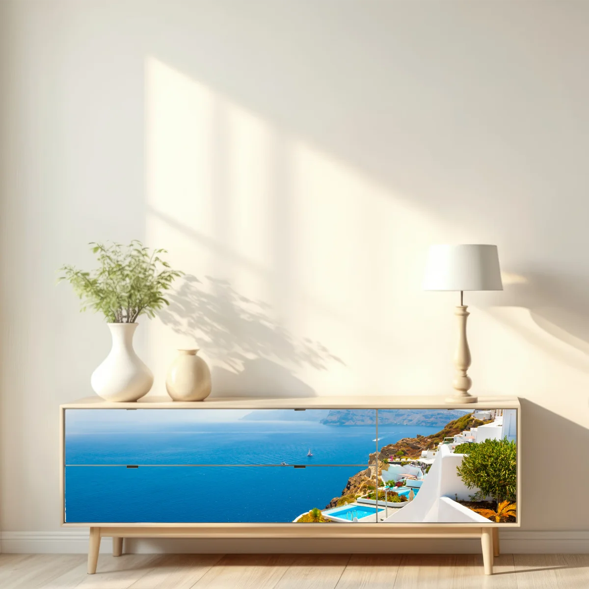 Repositionierbarer Aufkleber Santorini küstenblick mit weißer architektur Repositionierbarer Aufkleber Santorini küstenblick mit weißer architektur