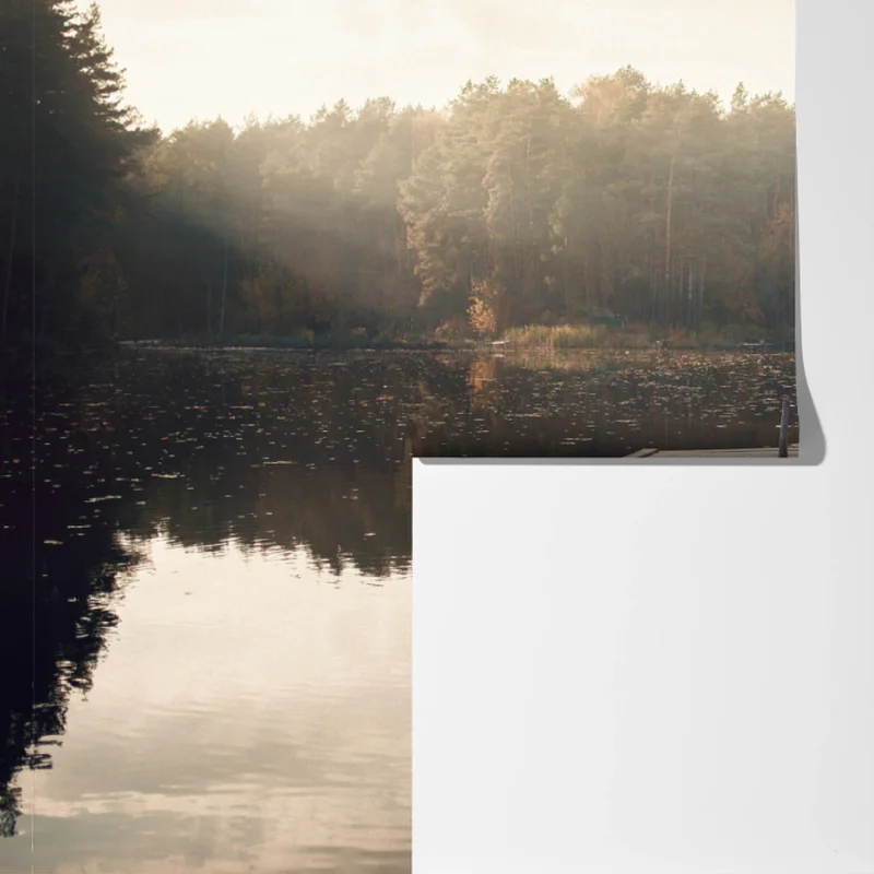 Fototapeta jesienne przedpołudnie nad jeziorem z pomostem Fototapeta jesienne przedpołudnie nad jeziorem z pomostem