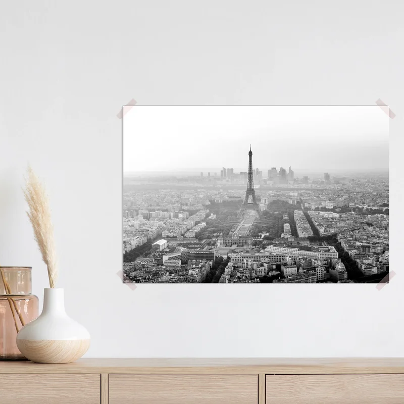 Poster elegante Eiffelturm luftaufnahme in graustufen Poster elegante Eiffelturm luftaufnahme in graustufen