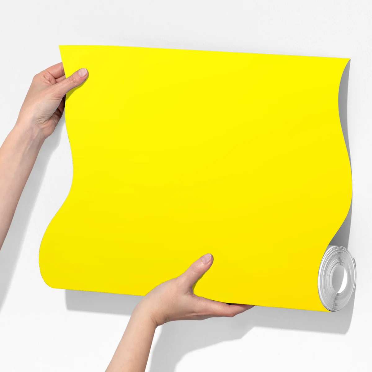 Fototapete leuchtende sonnenblume nahaufnahme auf gelbem hintergrund Fototapete leuchtende sonnenblume nahaufnahme auf gelbem hintergrund