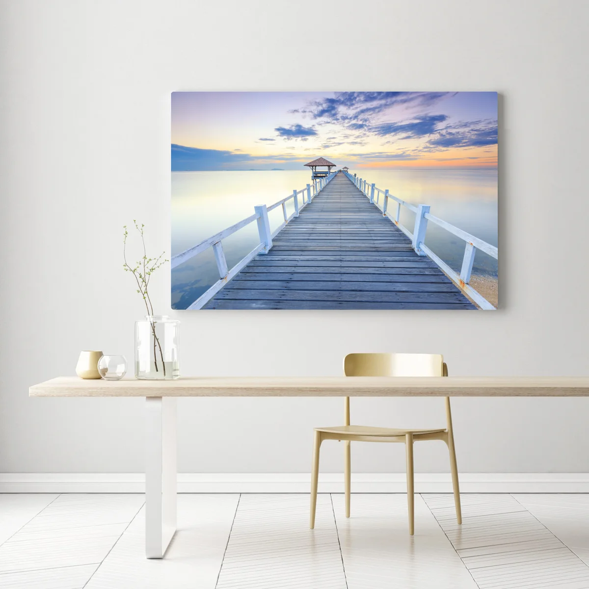 Leinwandbild ruhiger hölzerner steg bei sonnenuntergang Leinwandbild ruhiger hölzerner steg bei sonnenuntergang
