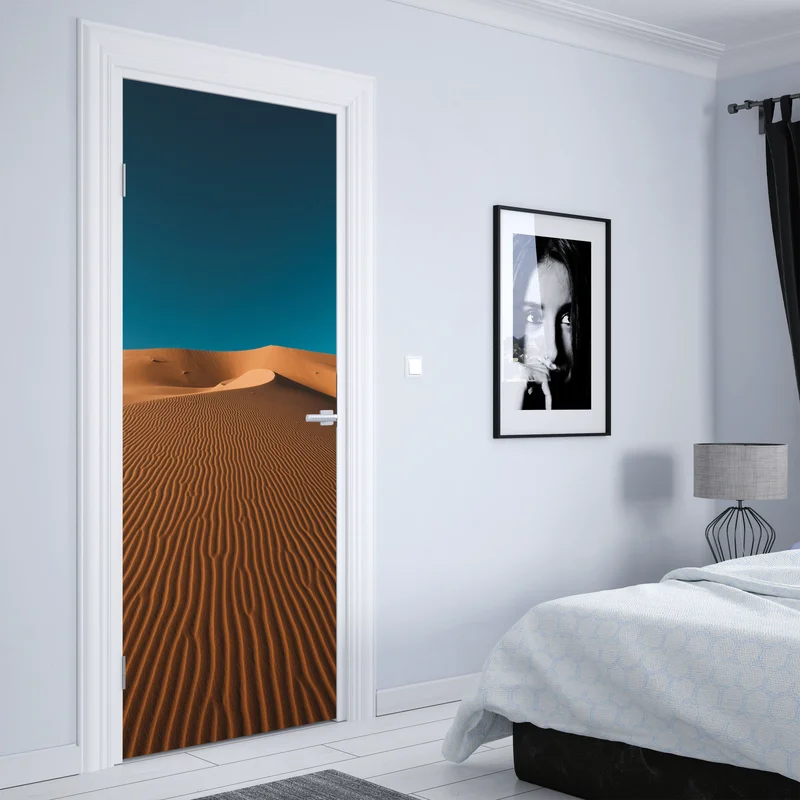 Türaufkleber goldene sanddünen unter tiefblauem himmel