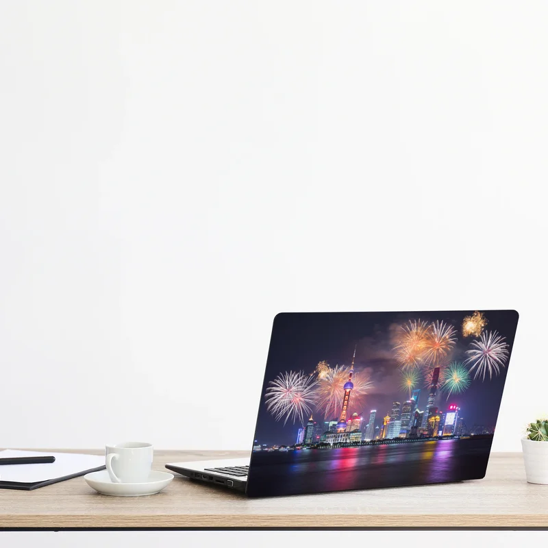 Laptop-Aufkleber Shanghai skyline mit feuerwerk über dem Huangpu