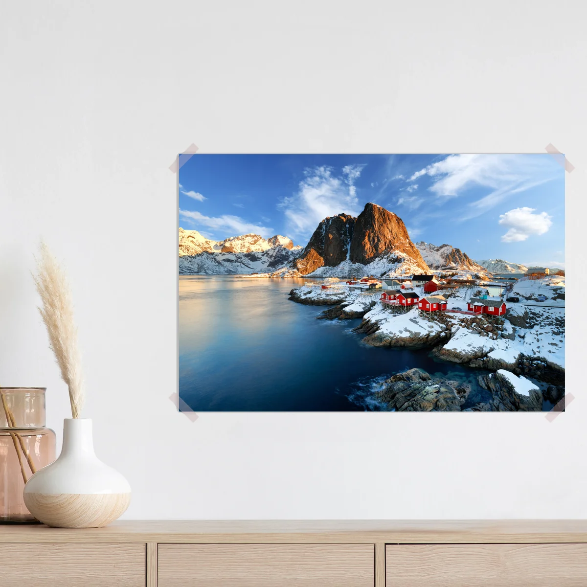 Poster sonnenbeschienenes Hamnøy am fjord Poster sonnenbeschienenes Hamnøy am fjord