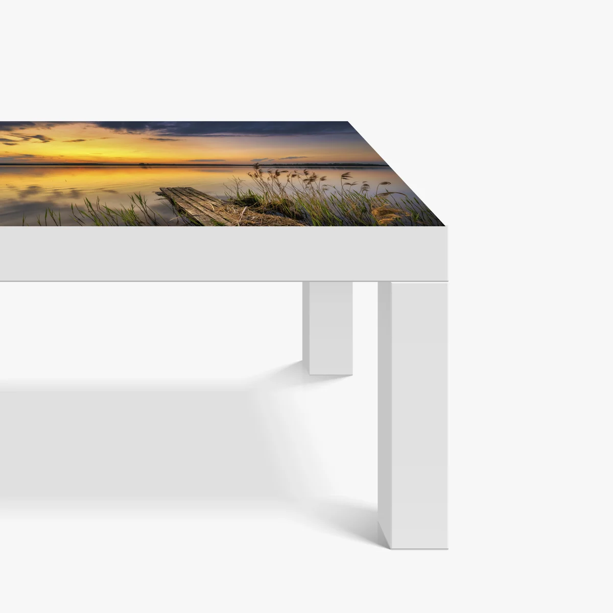 Tischaufkleber und Schreibtischaufkleber goldener sonnenuntergang am see mit steg Tischaufkleber und Schreibtischaufkleber goldener sonnenuntergang am see mit steg