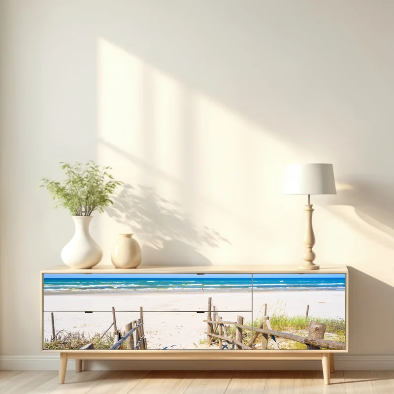 Repositionierbarer Aufkleber eingang zum Strand von Debki an der Ostsee