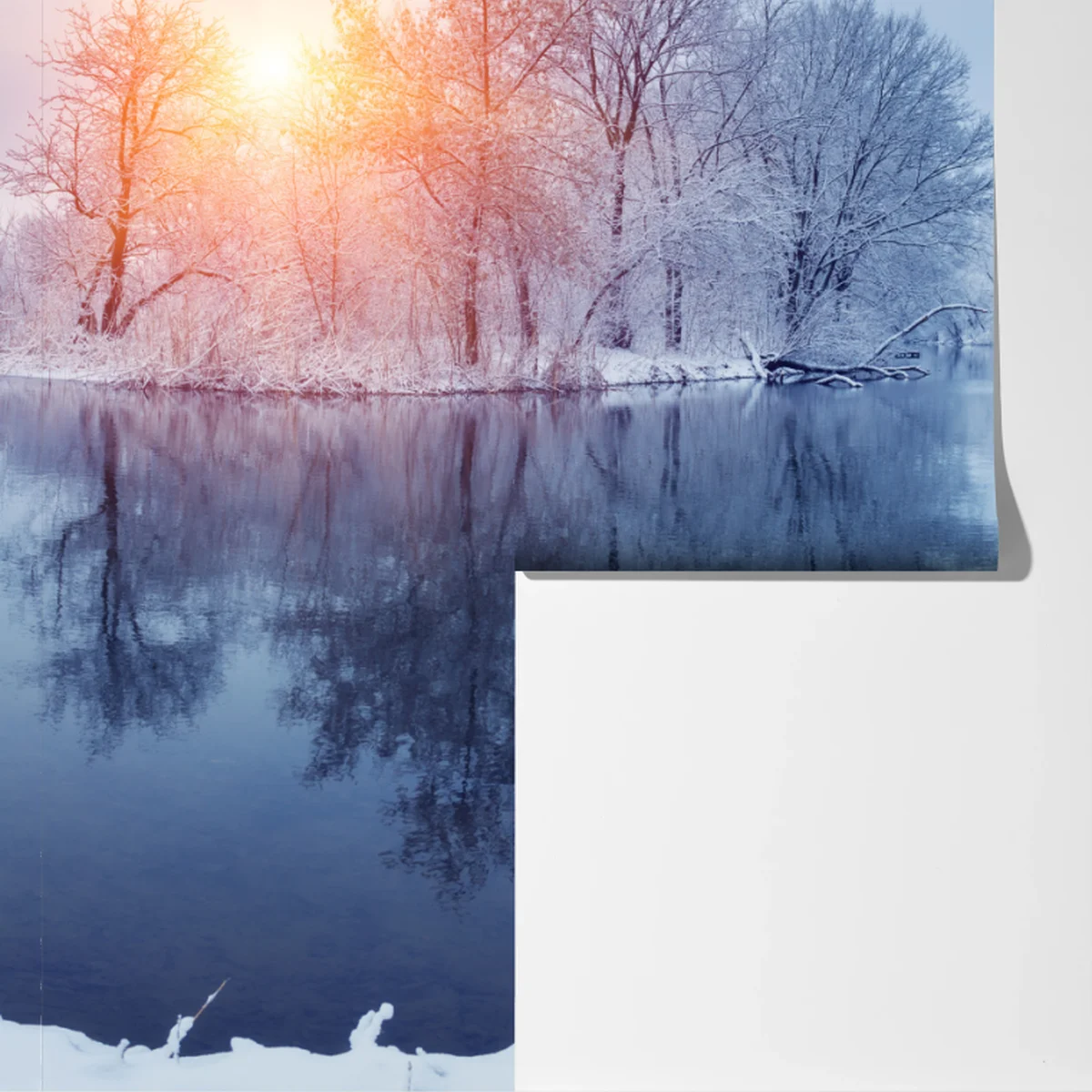 Fototapete winterliche flusslandschaft bei sonnenuntergang Fototapete winterliche flusslandschaft bei sonnenuntergang