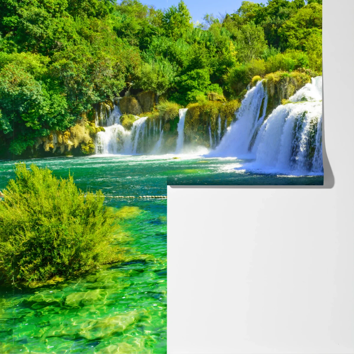 Fototapete smaragdgrüner wasserfall Fototapete smaragdgrüner wasserfall