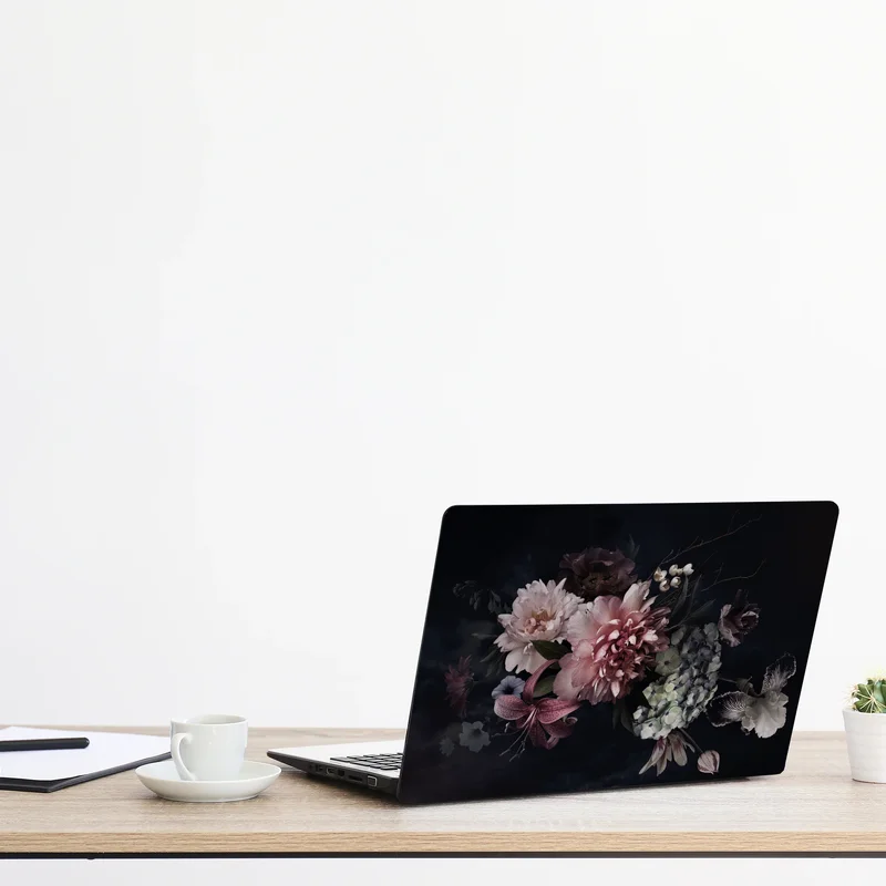 Naklejka na laptopa bukiet piwonii i hortensji