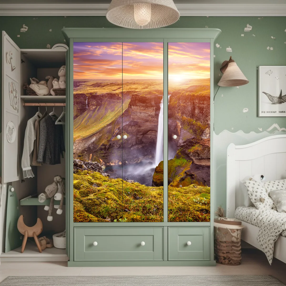 Schrankaufkleber Haifoss wasserfall bei sonnenuntergang Schrankaufkleber Haifoss wasserfall bei sonnenuntergang