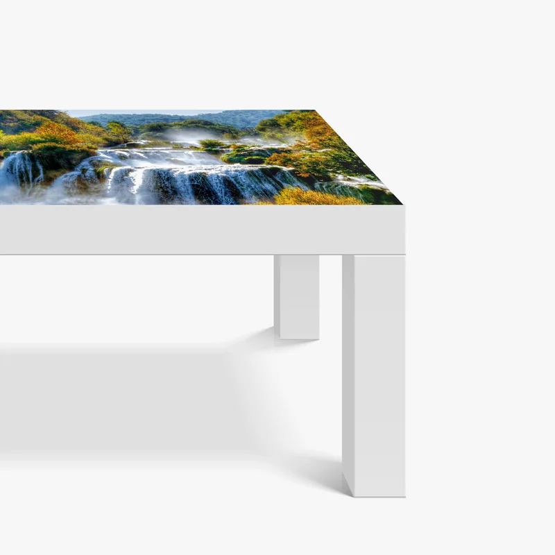 Tischaufkleber und Schreibtischaufkleber stufenförmiger wasserfall im üppigen wald Tischaufkleber und Schreibtischaufkleber stufenförmiger wasserfall im üppigen wald
