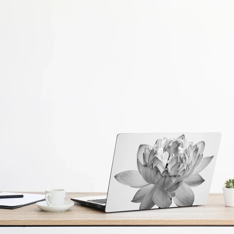 Laptop-Aufkleber ruhevoller lotus in graustufen