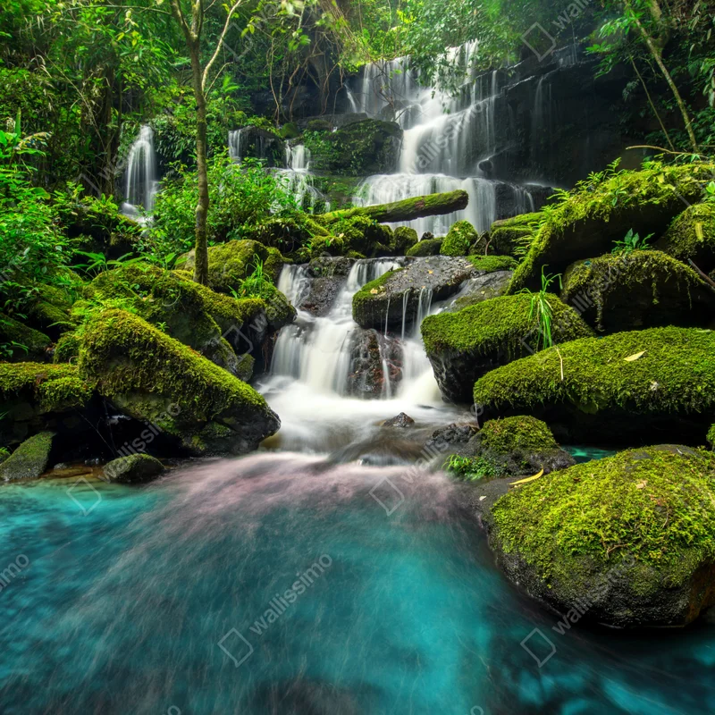 Repositionierbarer Aufkleber ruhiger wasserfall in Phu Tub Berk, Thailand Repositionierbarer Aufkleber ruhiger wasserfall in Phu Tub Berk, Thailand