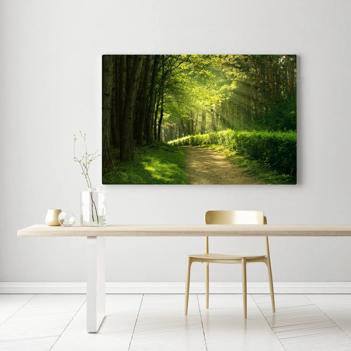Leinwandbild sonnenbeschienener waldpfad im grünen Leinwandbild sonnenbeschienener waldpfad im grünen
