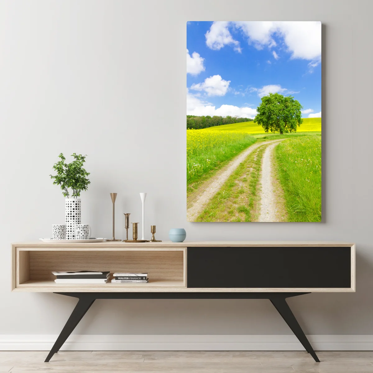 Leinwandbild sonniger feldweg mit einsamem baum Leinwandbild sonniger feldweg mit einsamem baum