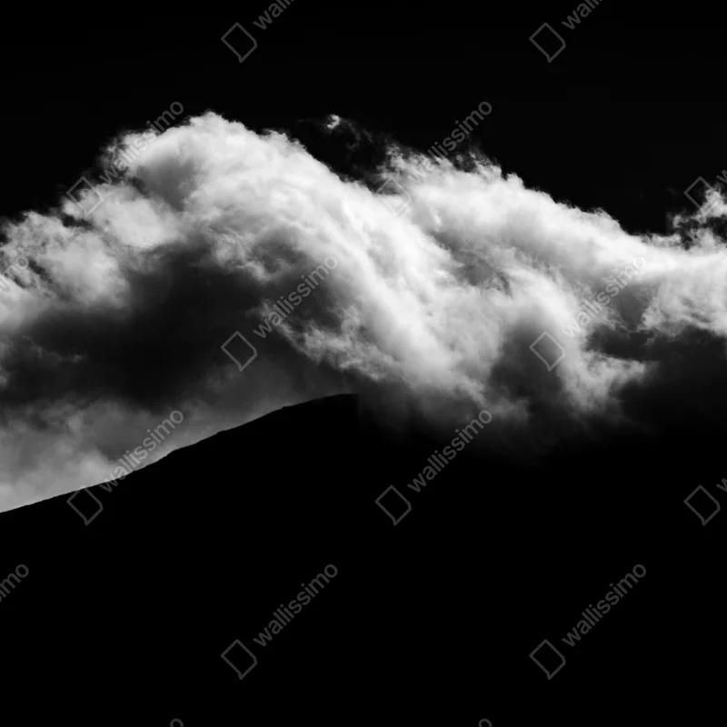 Poster dramatische wolkensilhouette über dem berg • Poster bei Wallnifity® Poster dramatische wolkensilhouette über dem berg • Poster bei Wallnifity®