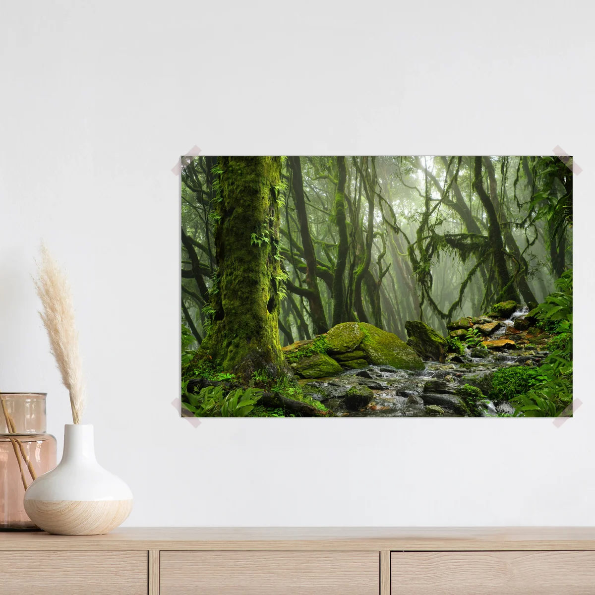 Poster moosiger wald mit bach im nebel Poster moosiger wald mit bach im nebel