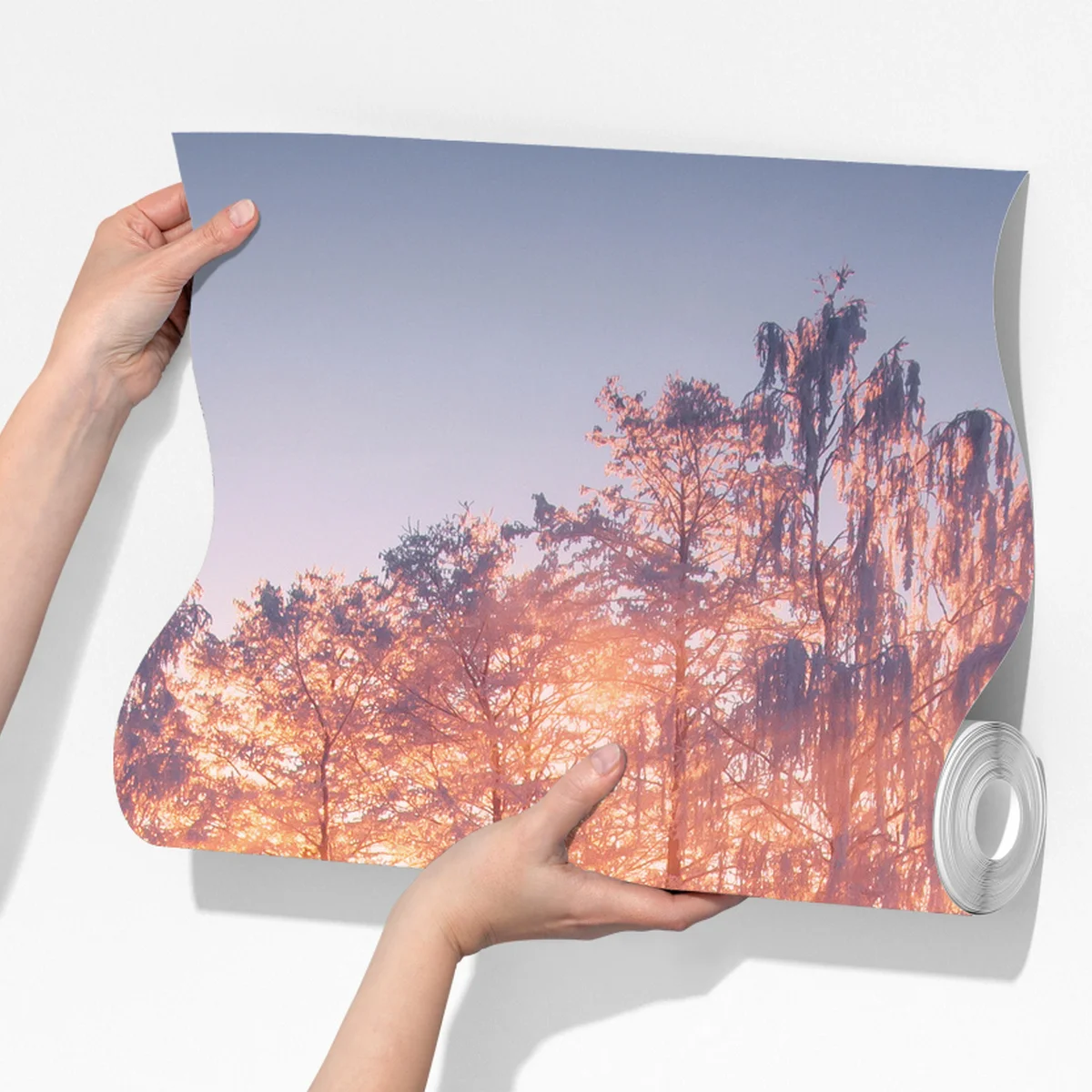 Fototapete winterlicher sonnenaufgang über zugefrorenem fluss Fototapete winterlicher sonnenaufgang über zugefrorenem fluss