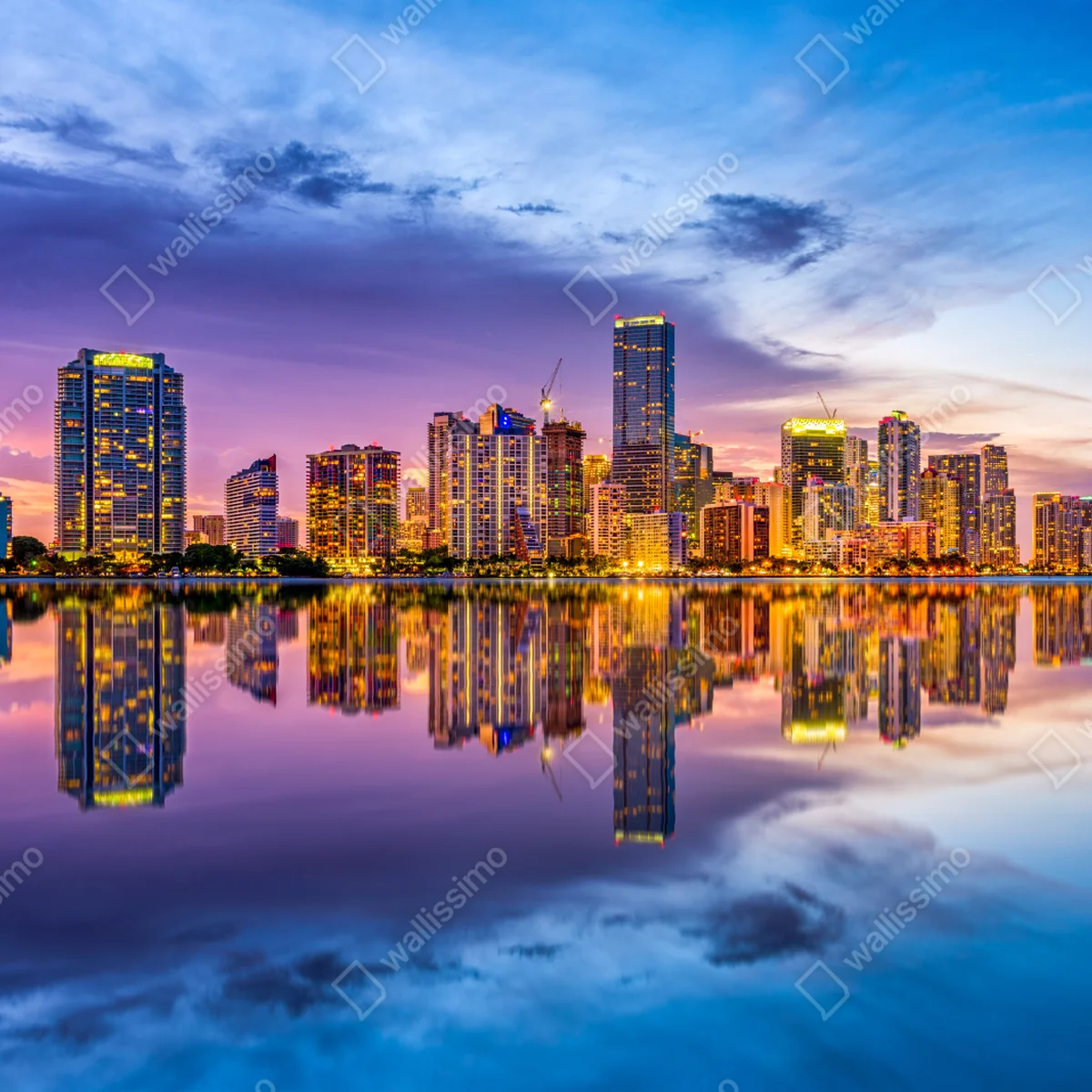 Türaufkleber Miami skyline gespiegelt in Biscayne Bay Türaufkleber Miami skyline gespiegelt in Biscayne Bay