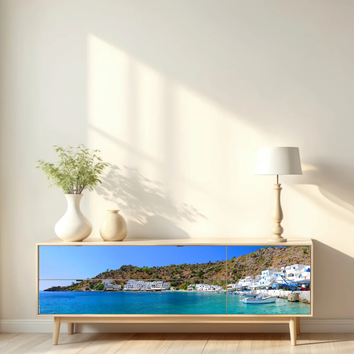 Repositionierbarer Aufkleber sonnige mediterrane bucht mit türkiswasser Repositionierbarer Aufkleber sonnige mediterrane bucht mit türkiswasser