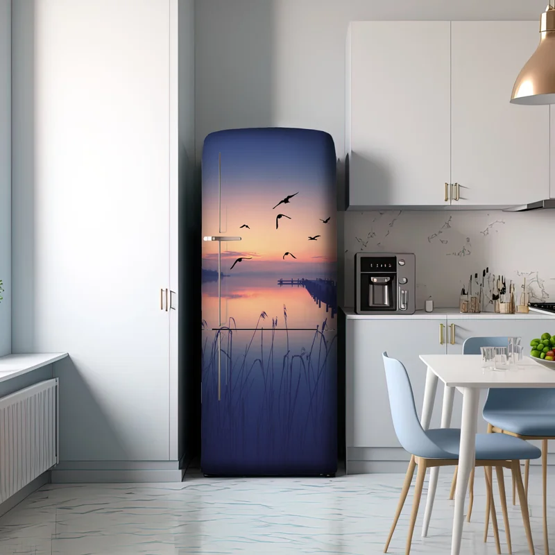 Kühlschrankaufkleber ruhiger sonnenaufgang am see mit vögeln