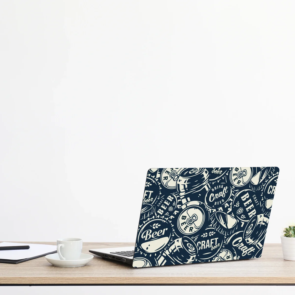 Laptop-Aufkleber muster mit craft-bier kronkorken Laptop-Aufkleber muster mit craft-bier kronkorken