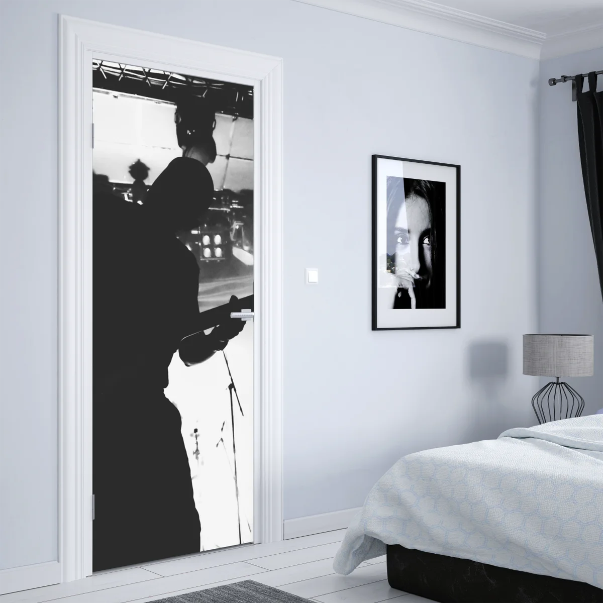 Türaufkleber gitaristensilhouette bei einem live-konzert Türaufkleber gitaristensilhouette bei einem live-konzert