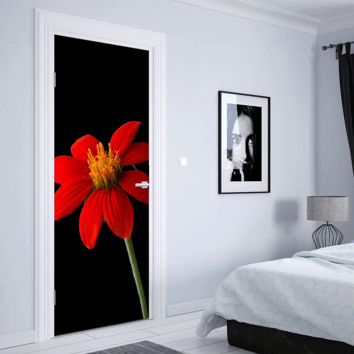 Türaufkleber leuchtende mexikanische sonnenblume auf schwarzem hintergrund Türaufkleber leuchtende mexikanische sonnenblume auf schwarzem hintergrund