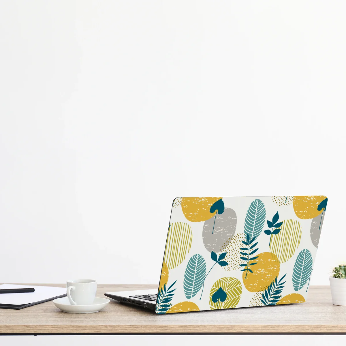 Naklejka na laptopa turkusowo-musztardowy botaniczny wzór Naklejka na laptopa turkusowo-musztardowy botaniczny wzór