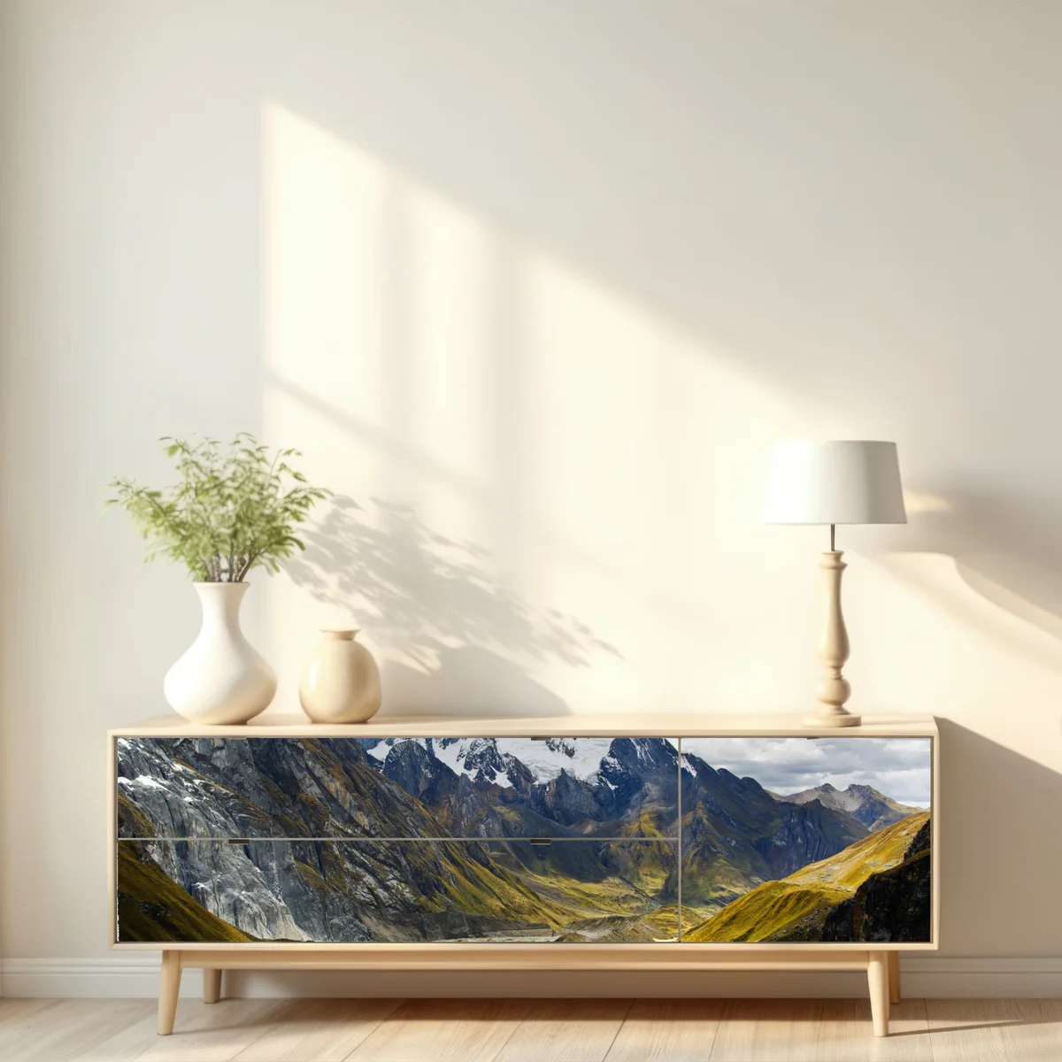 Repositionierbarer Aufkleber türkisblauer bergsee unter schneegipfeln Repositionierbarer Aufkleber türkisblauer bergsee unter schneegipfeln