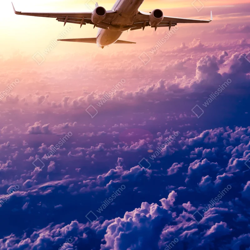 Poster flug bei sonnenaufgang über den wolken Poster flug bei sonnenaufgang über den wolken