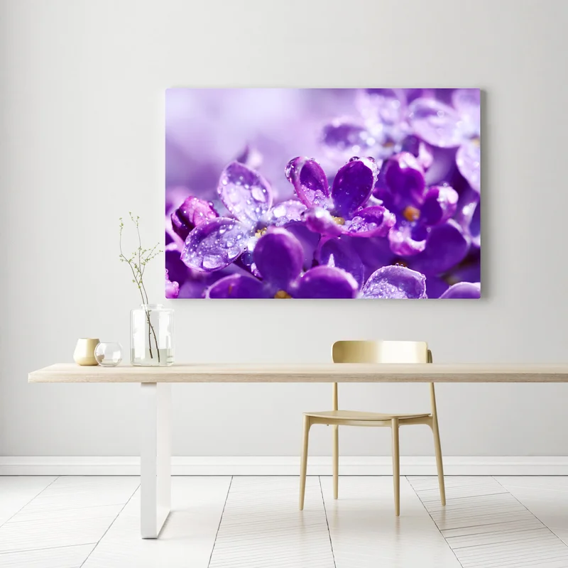 Leinwandbild lila fliederblüte mit tau Leinwandbild lila fliederblüte mit tau