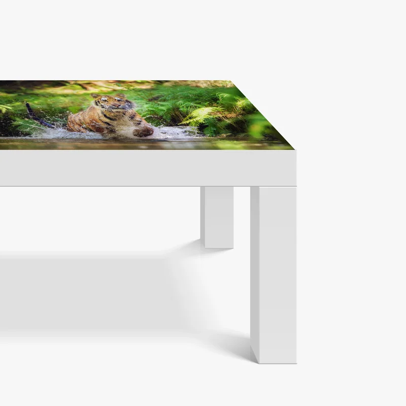Tischaufkleber und Schreibtischaufkleber majestätischer tiger im waldbach