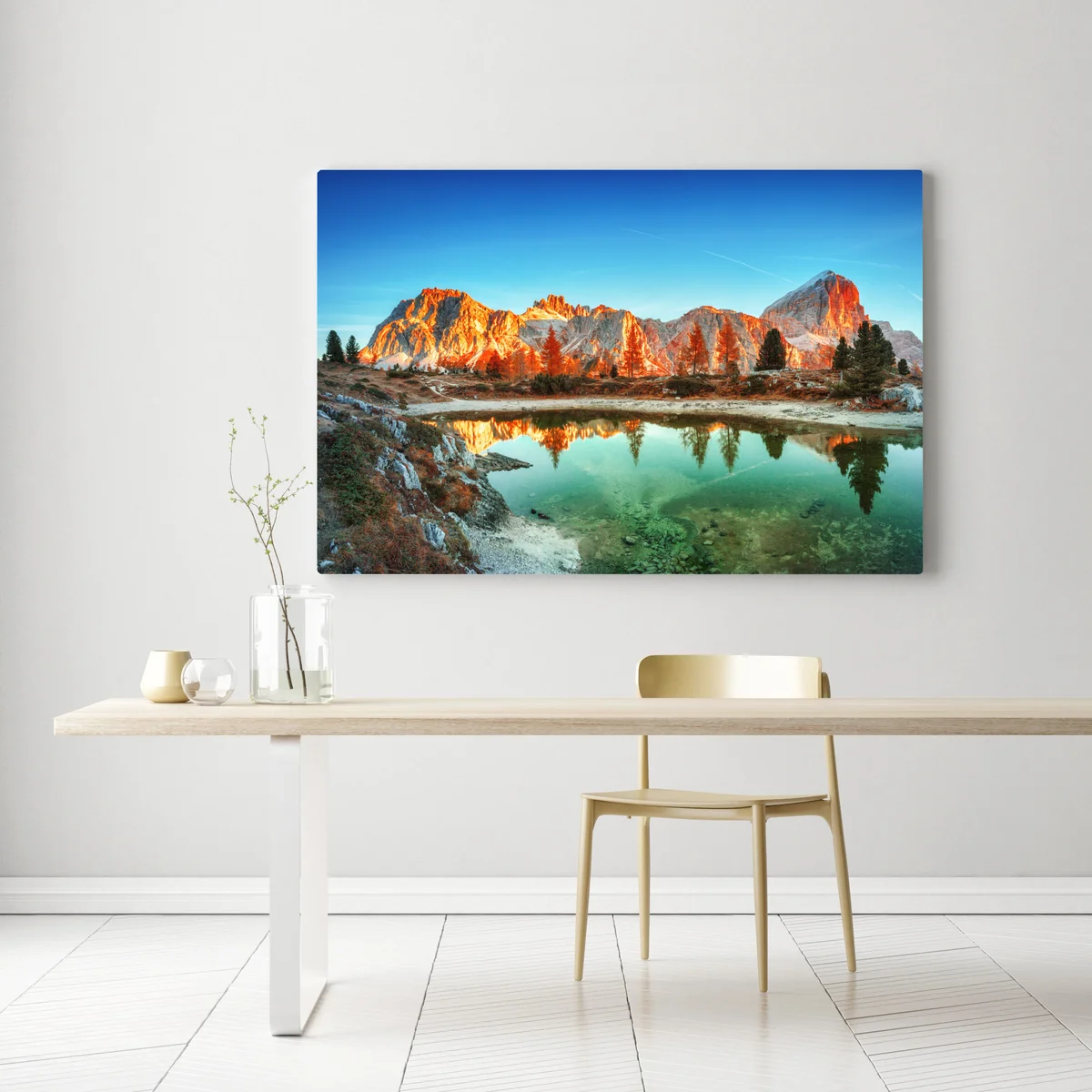 Leinwandbild alpiner sonnenaufgang über bergsee Leinwandbild alpiner sonnenaufgang über bergsee