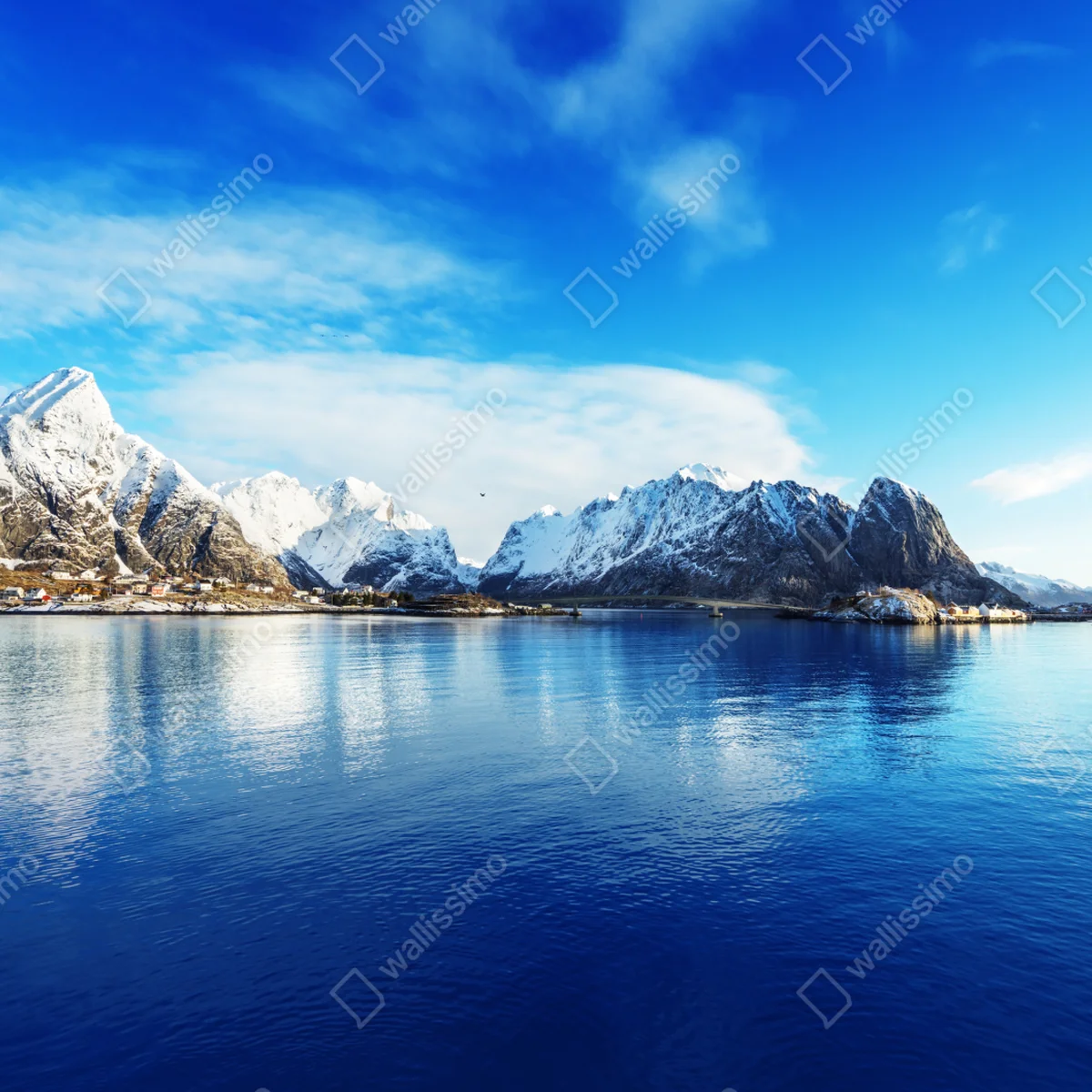 Fototapeta spokojny zimowy fiord w Reine, Lofoty Fototapeta spokojny zimowy fiord w Reine, Lofoty