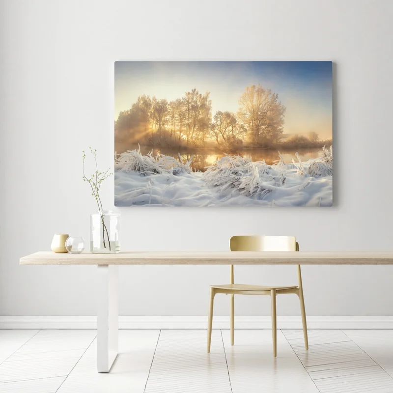 Leinwandbild goldener wintersonnenaufgang über dem frostigen fluss Leinwandbild goldener wintersonnenaufgang über dem frostigen fluss