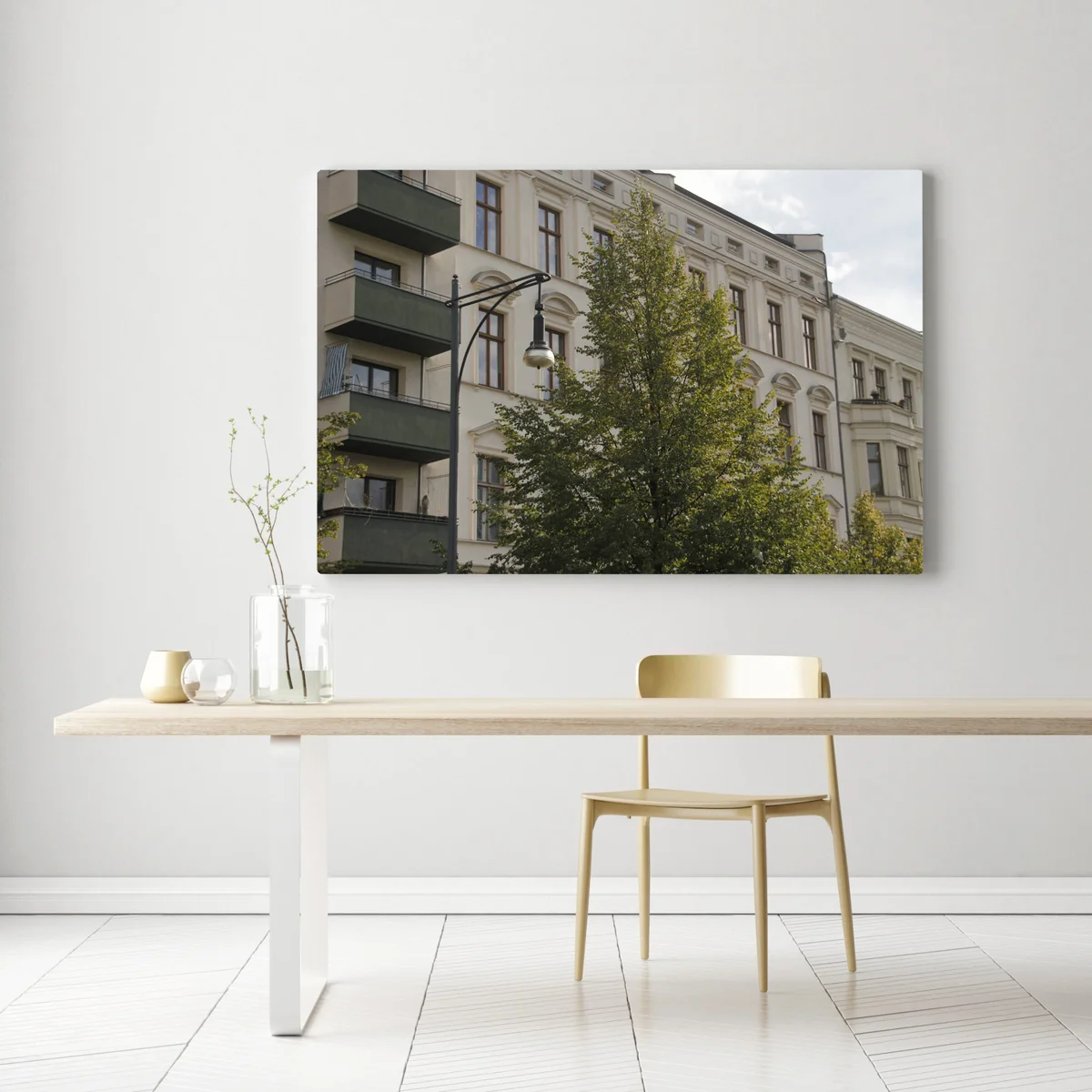 Leinwandbild Apartmenthaus in der Berliner Innenstadt • Leinwandbilder bei Wallnifity® Leinwandbild Apartmenthaus in der Berliner Innenstadt • Leinwandbilder bei Wallnifity®