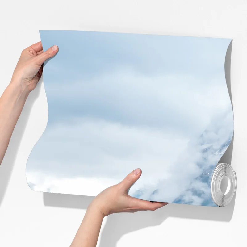 Fototapete Lovatnet see mit spiegelung in nebeligen bergen Norwegens Fototapete Lovatnet see mit spiegelung in nebeligen bergen Norwegens