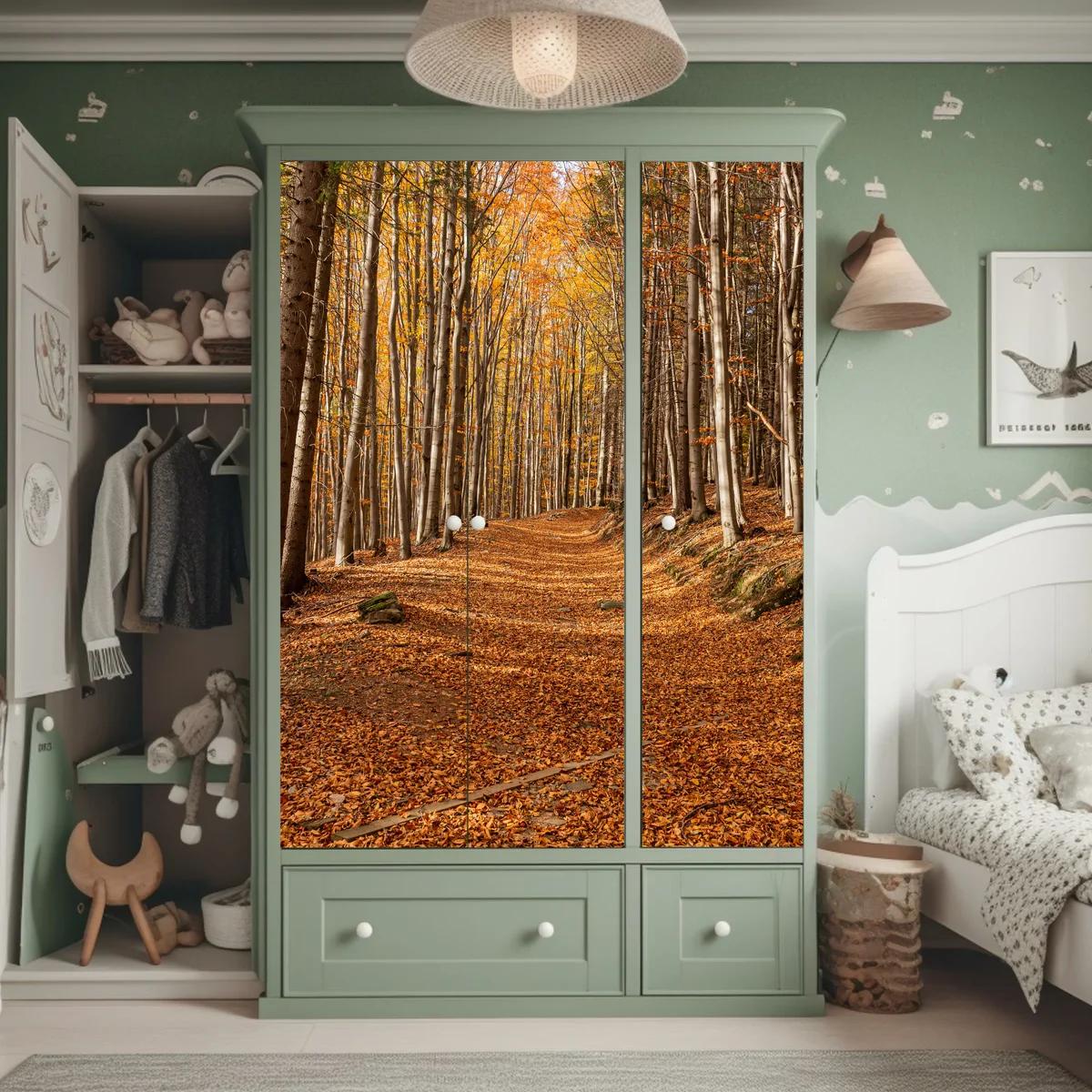 Schrankaufkleber herbstlicher waldweg mit goldenen blättern Schrankaufkleber herbstlicher waldweg mit goldenen blättern