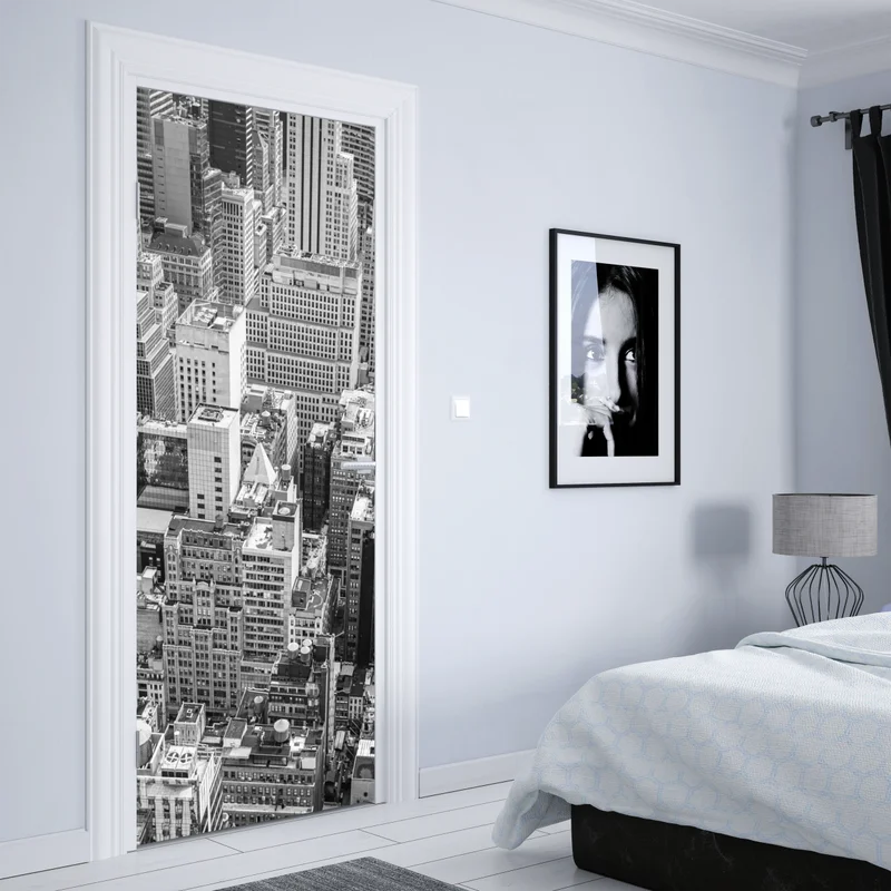 Türaufkleber luftaufnahme einer städtischen skyline in schwarzweiß Türaufkleber luftaufnahme einer städtischen skyline in schwarzweiß