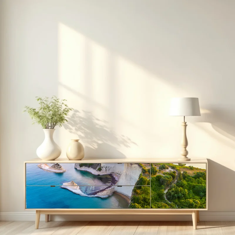 Repositionierbarer Aufkleber luftaufnahme von klippen und türkisfarbenem meer