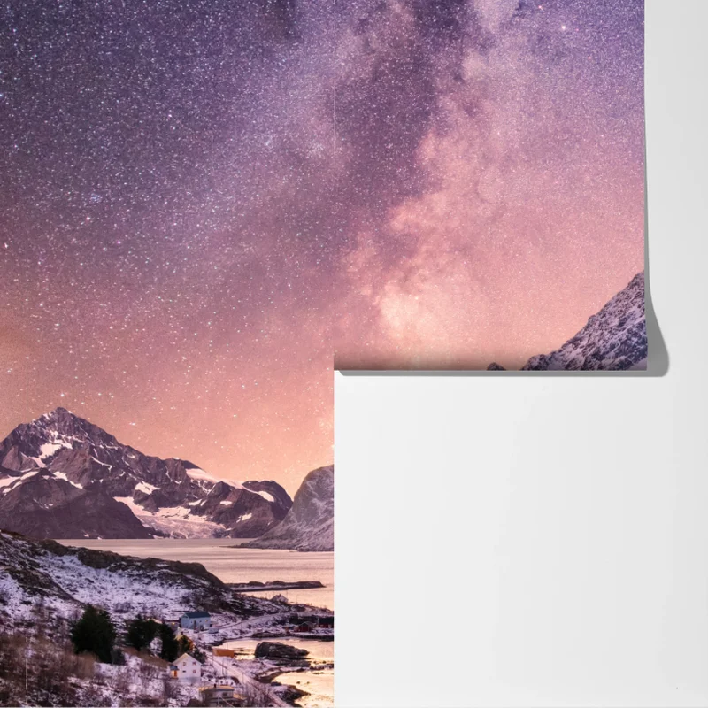 Fototapete milchstraße über verschneiten bergen in Norwegen Fototapete milchstraße über verschneiten bergen in Norwegen
