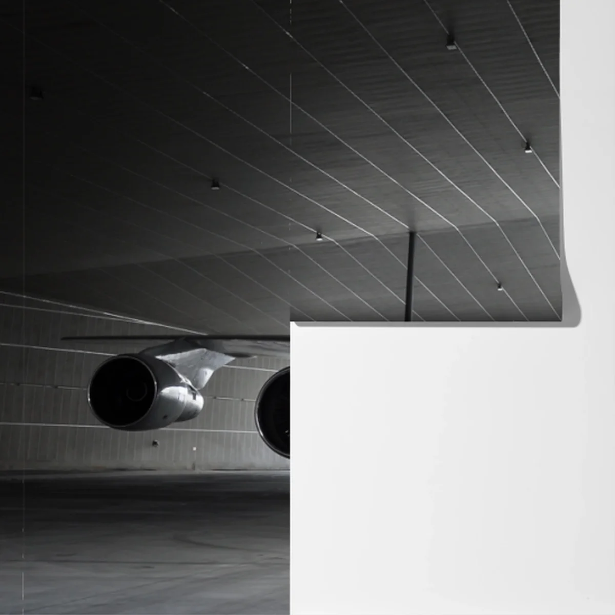 Fototapete frachter im hangar - frontansicht des jets Fototapete frachter im hangar - frontansicht des jets