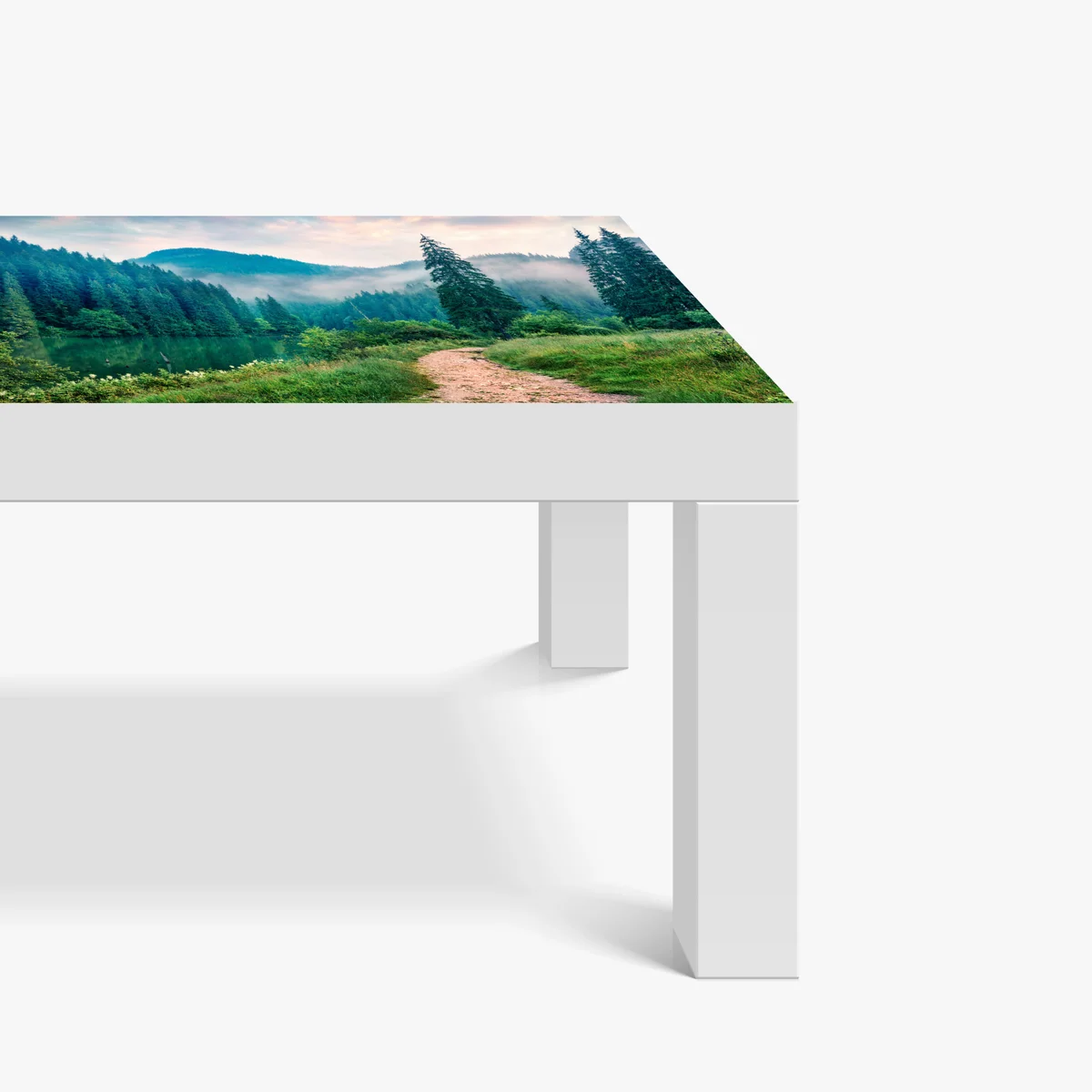 Tischaufkleber und Schreibtischaufkleber nebliger morgen am Lacu Roșu Tischaufkleber und Schreibtischaufkleber nebliger morgen am Lacu Roșu