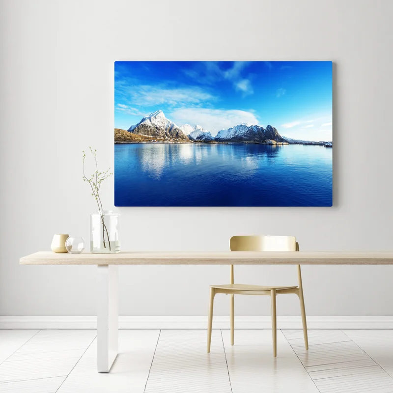 Leinwandbild ruhige winterliche fjordlandschaft in Reine, Lofoten Leinwandbild ruhige winterliche fjordlandschaft in Reine, Lofoten