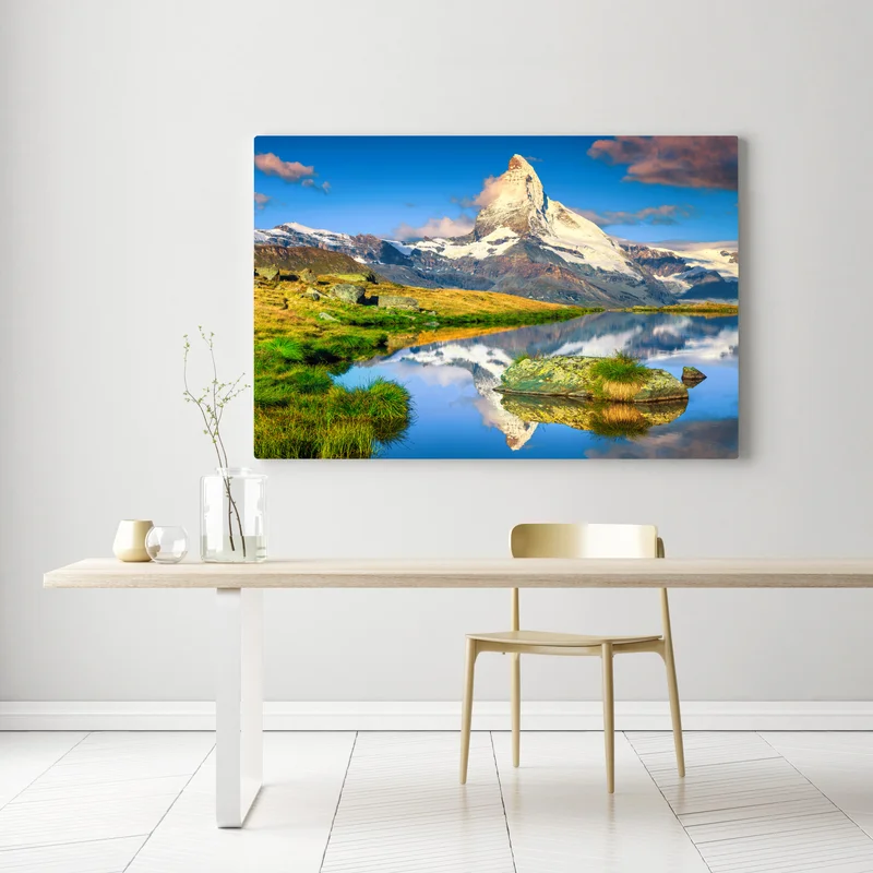 Leinwandbild majestätisches Matterhorn gespiegelt im alpensee Leinwandbild majestätisches Matterhorn gespiegelt im alpensee