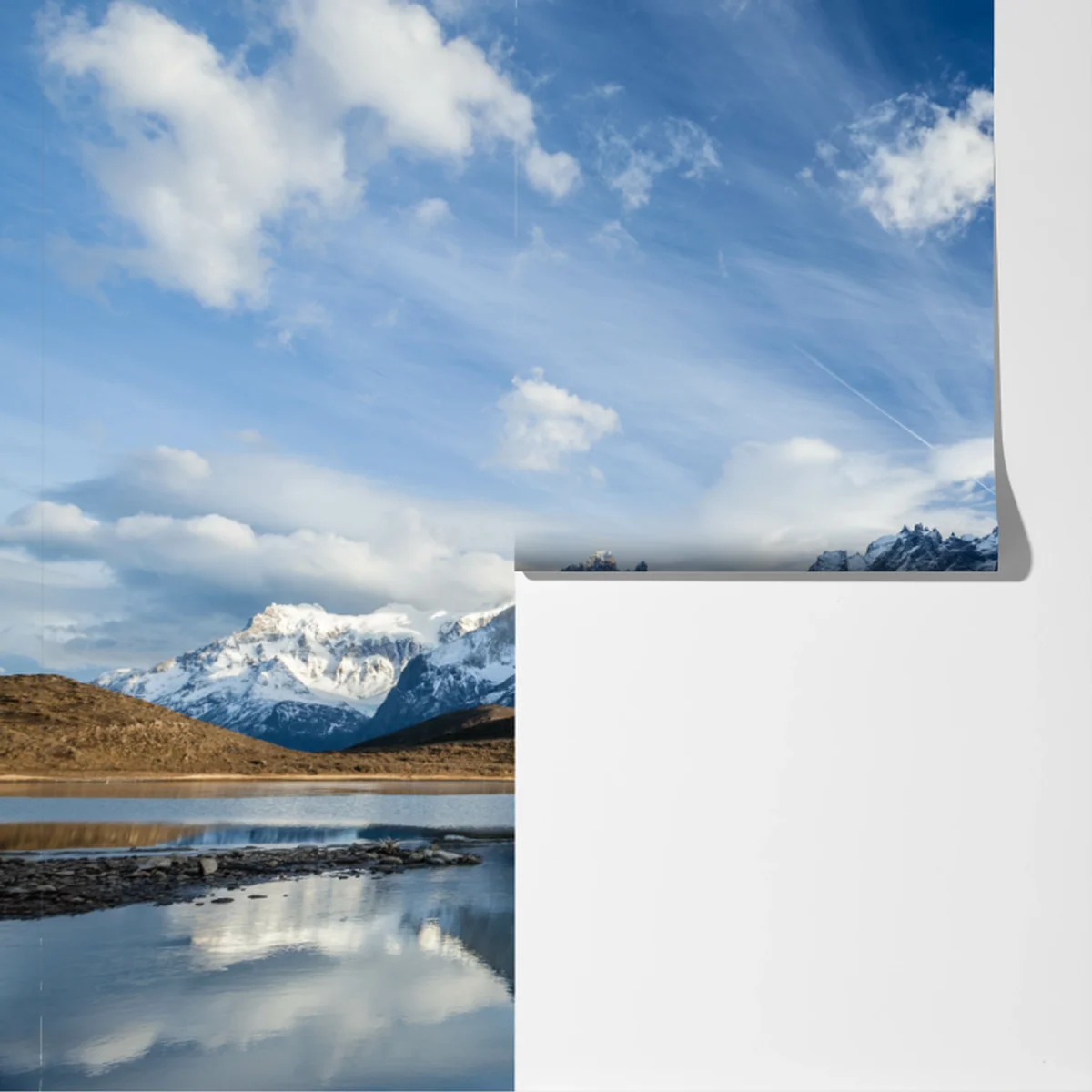 Fototapete bergspiegelungen auf stillem see Fototapete bergspiegelungen auf stillem see