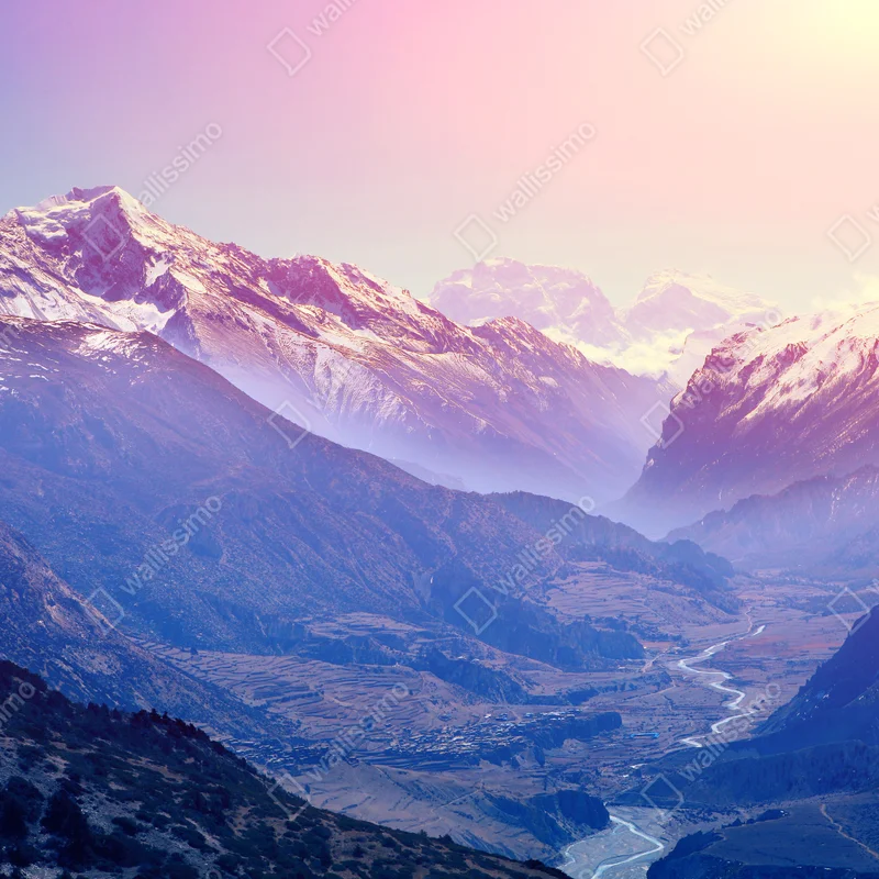 Fototapeta pastelowa dolina górska o świcie Fototapeta pastelowa dolina górska o świcie