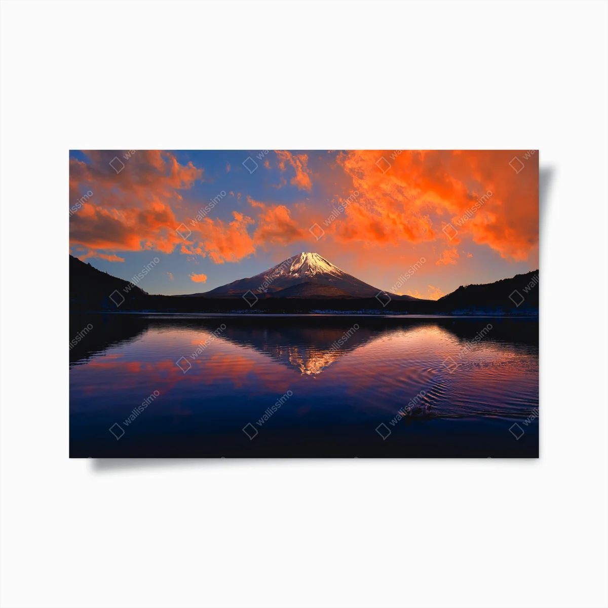 Poster friedlicher bergsonnenuntergang über dem see • Poster bei Wallnifity® Poster friedlicher bergsonnenuntergang über dem see • Poster bei Wallnifity®